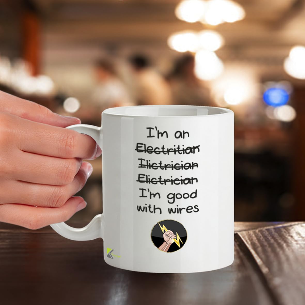 Kruzroyal Funny Electrician Mug | I'm an Electrician, I'm Good with Wires Novelty Idea Coffee Tea Mug | Gift for Electrician, Dad | Cup Tradesman Humour Sarcastic Birthday Present for Men 11oz