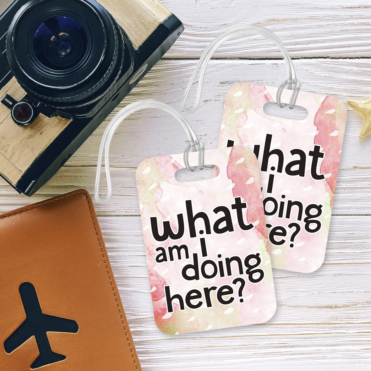 LT223 What am i Doing here? Novelty Funny Unique Designer Gift Glossy Plastic Suitcase Luggage Tag