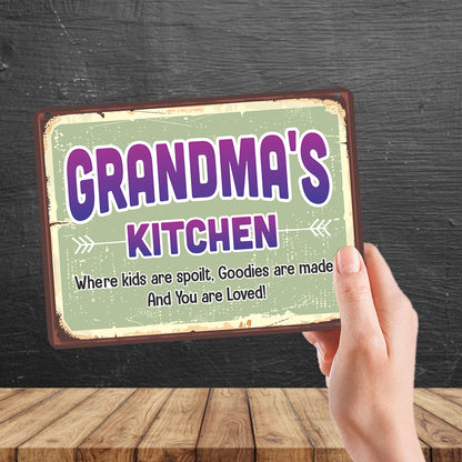 Kruzroyal MP192 Grandma's Kitchen : Where kids are spoilt. Goodies are made, And you are loved! Funny Novelty Retro Vintage Metal Wall Sign Plaque 20cm x 15cm