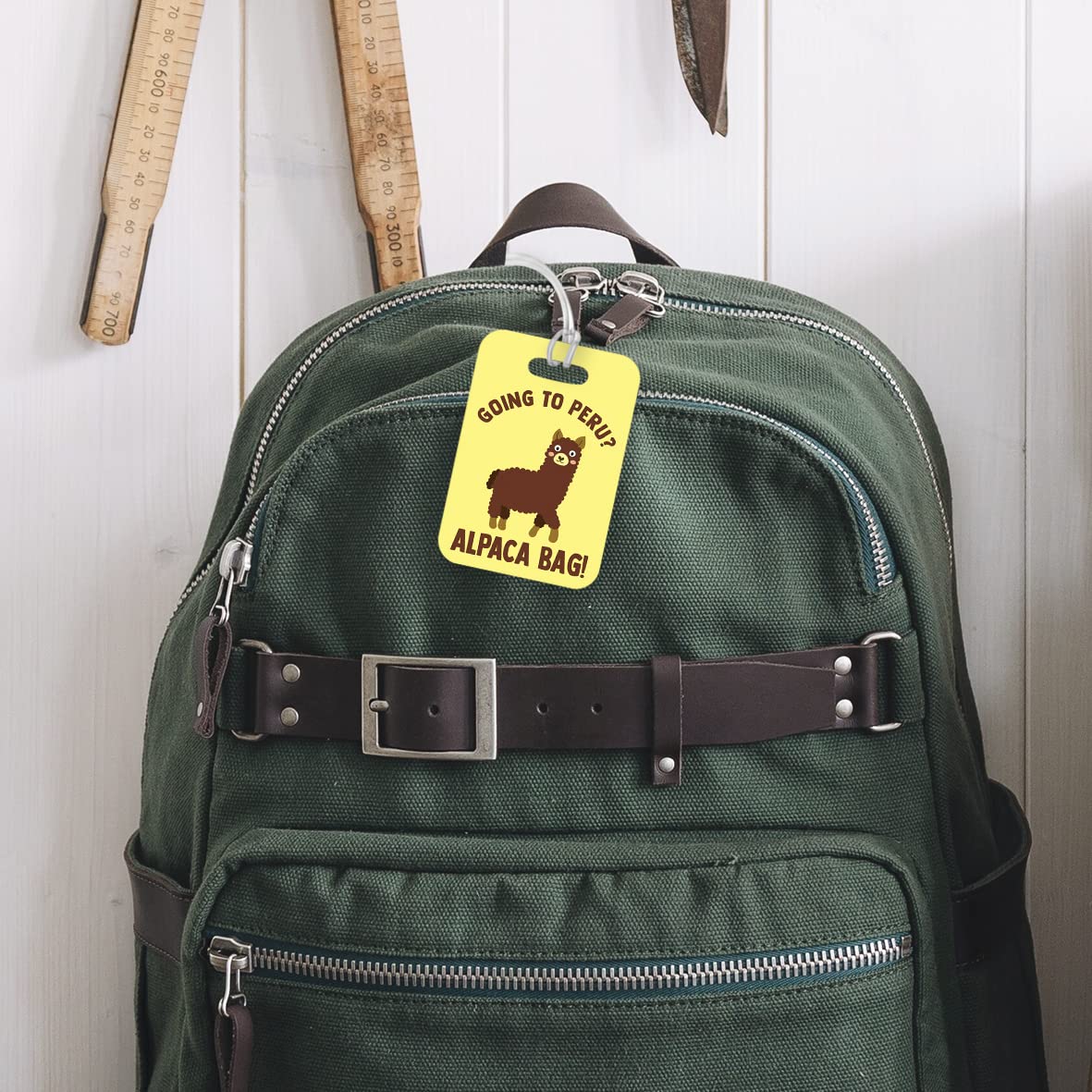 LT035 Going to Peru? Alpaca Bag Novelty Funny Unique Designer Gift Glossy Plastic Suitcase Luggage Tag