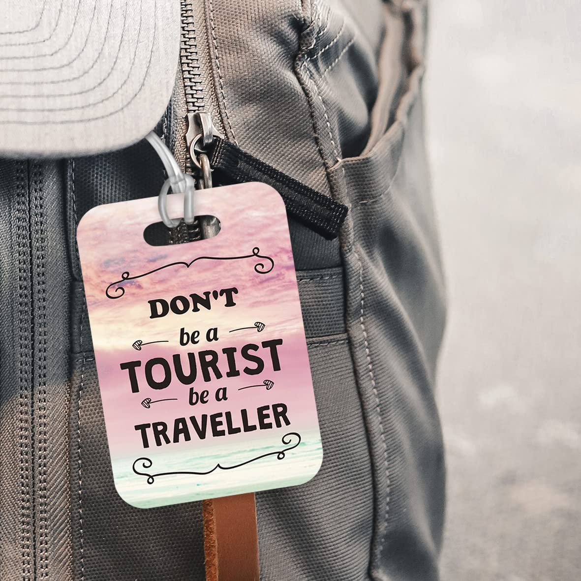 LT227 Don't be a Tourist be a Traveller Novelty Funny Unique Designer Gift Glossy Plastic Suitcase Luggage Tag