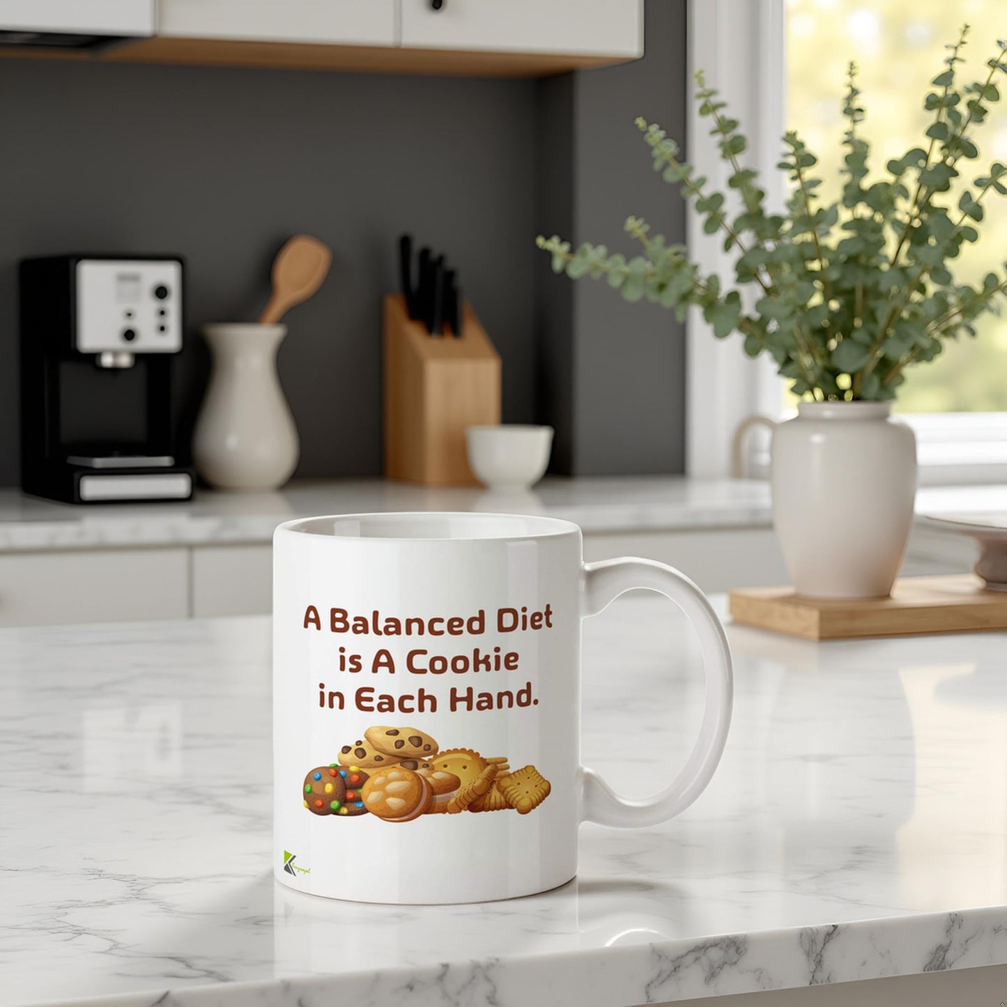 Kruzroyal A Balanced Diet is A Cookie in Each Hand Funny Mug | Humorous Ceramic Coffee Tea Cup Gift for Biscuit Lovers | Novelty Drinkware for Friends & Family