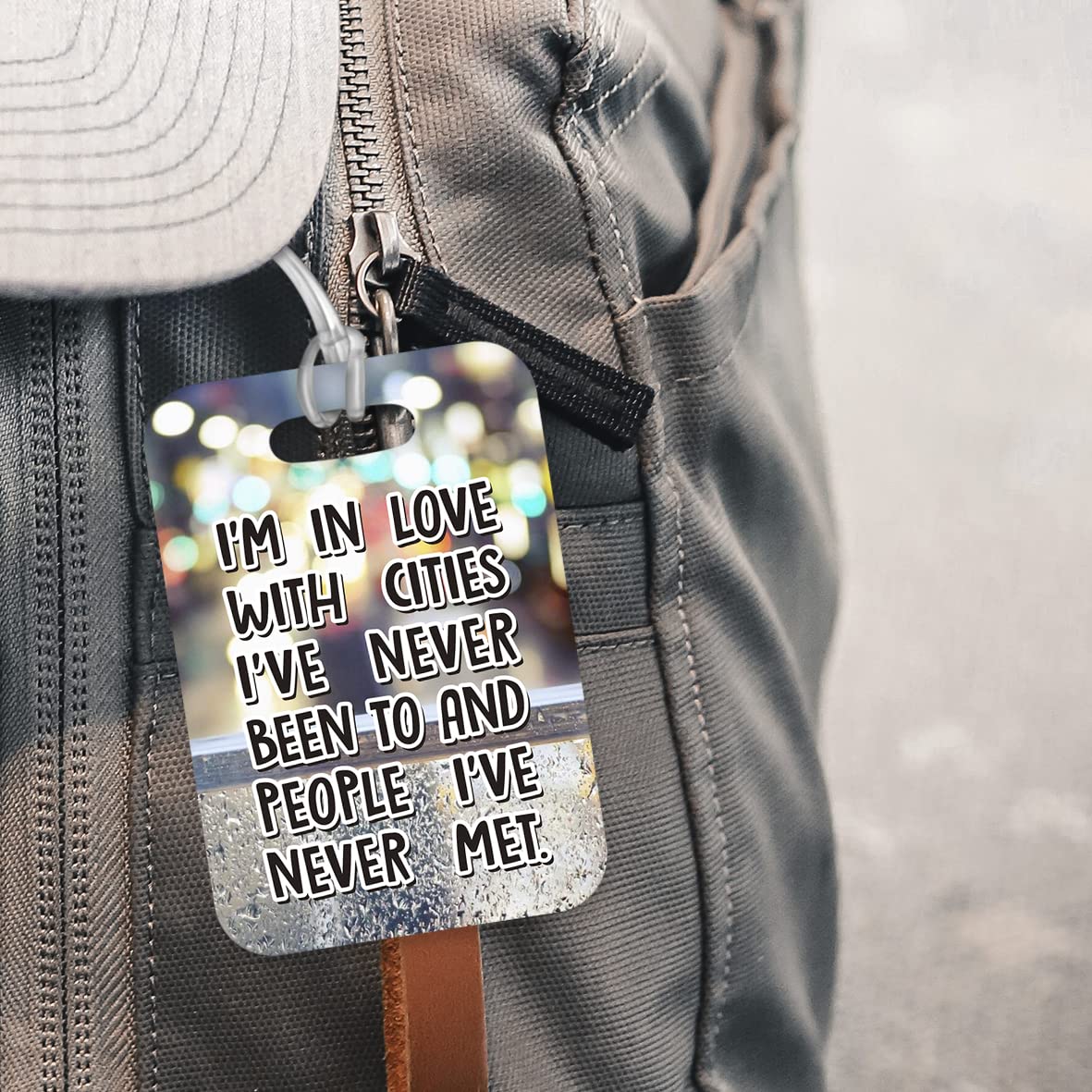 LT220 I'm in Love with Cities I've Never Been to and People I've Never met Novelty Funny Unique Designer Gift Glossy Plastic Suitcase Luggage Tag
