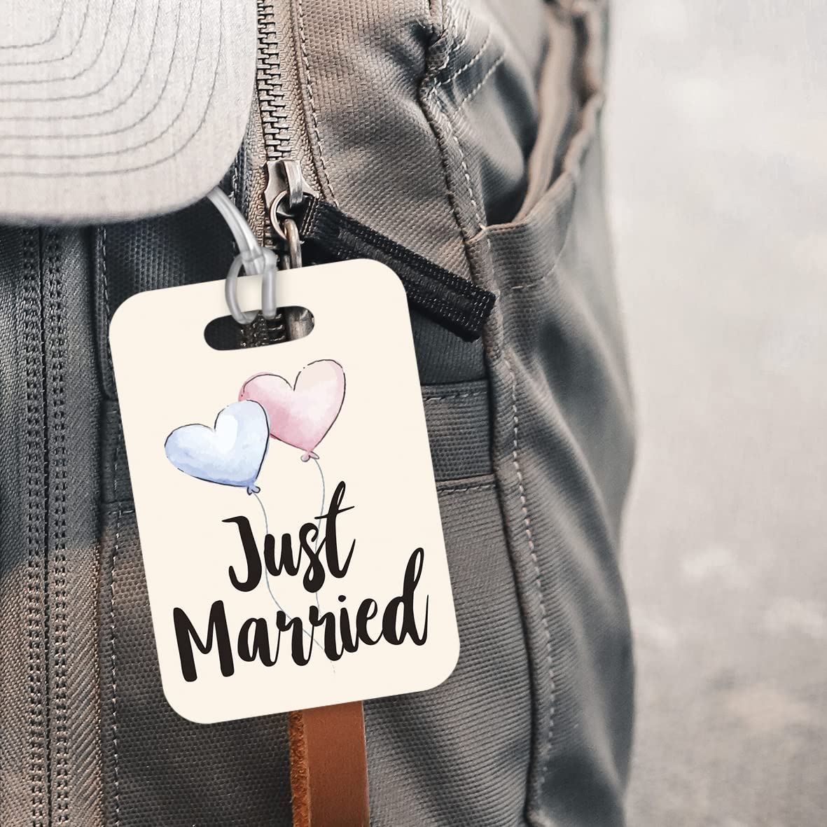 LT025 Just Married Novelty Funny Unique Designer Gift Glossy Plastic Suitcase Luggage Tag