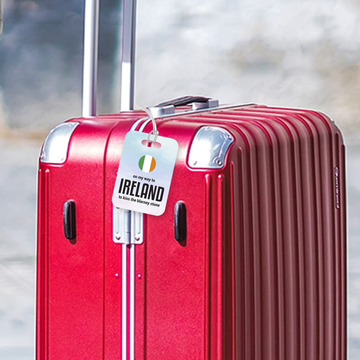 LT086 On My Way to Ireland to kiss The Blarney Stone Novelty Funny Unique Designer Gift Glossy Plastic Suitcase Luggage Tag